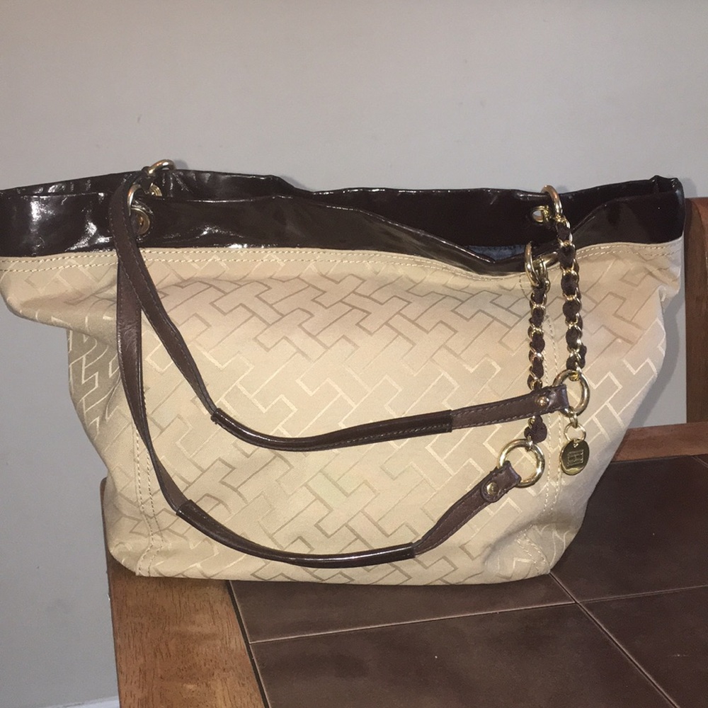 Tommy Hilfiger Tote